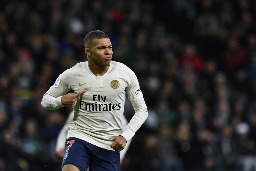 从榜首到第3仅用一周！米兰平局魔咒蔓延，争冠只剩口号？